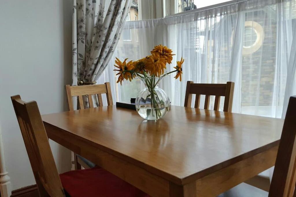 Lyndale Self-Catering Apartment Sleeps 4 Віндермір Екстер'єр фото